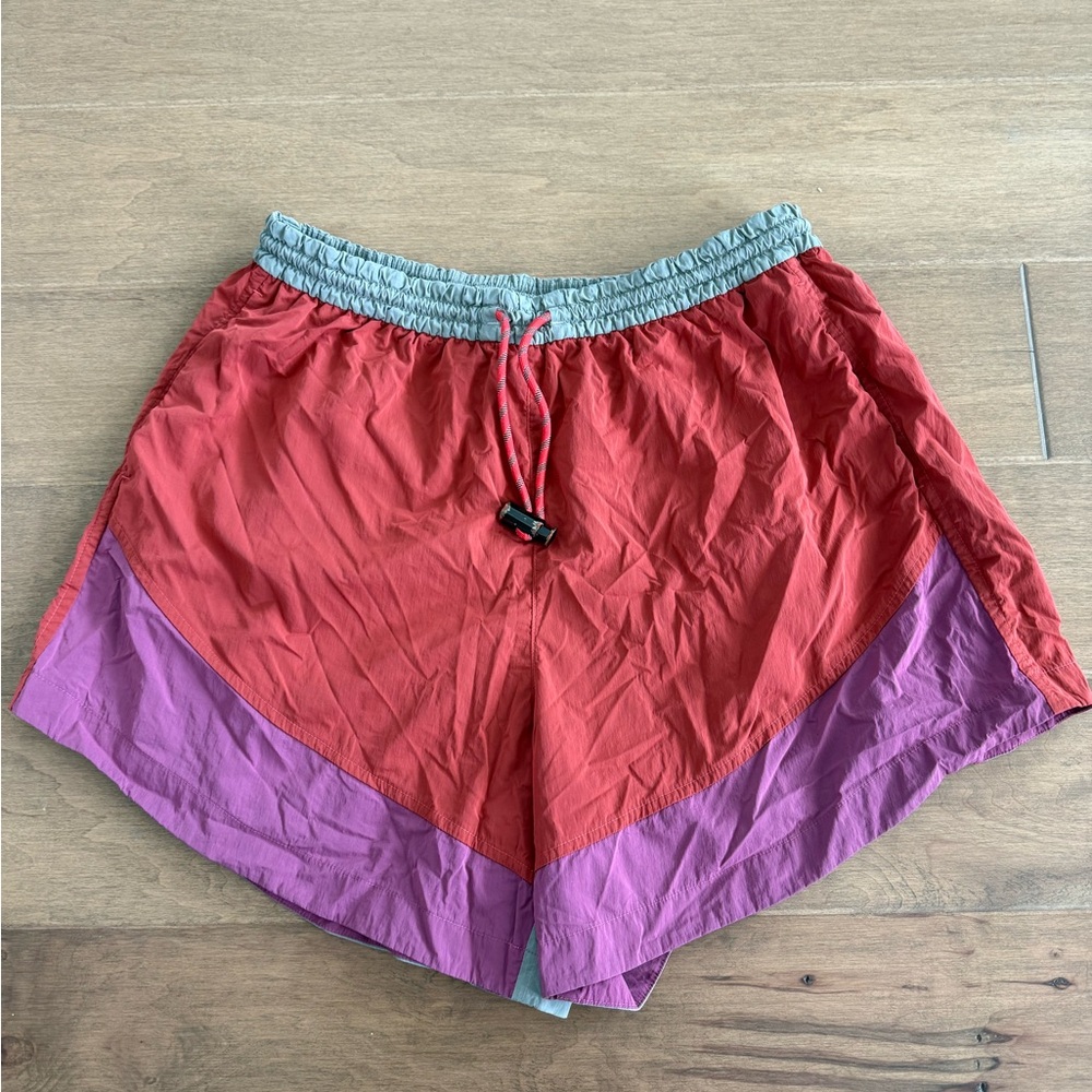 LULULEMON EVERGREEN SHORTS